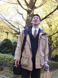 勤務先からの帰宅時に撮影。晴れ晴れとした表情が印象的です(^^)。 かおじゃしん